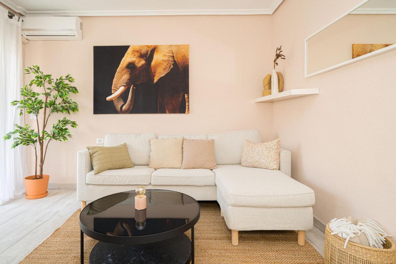 Casa Terra: Apartment 50 Meters From The Beach Торевьиа Экстерьер фото