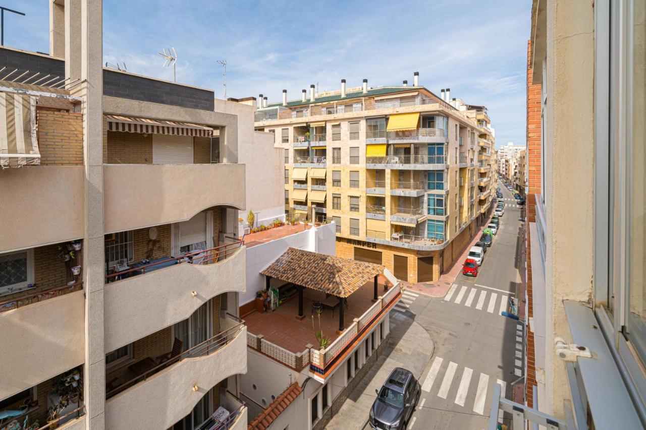 Casa Terra: Apartment 50 Meters From The Beach Торевьиа Экстерьер фото
